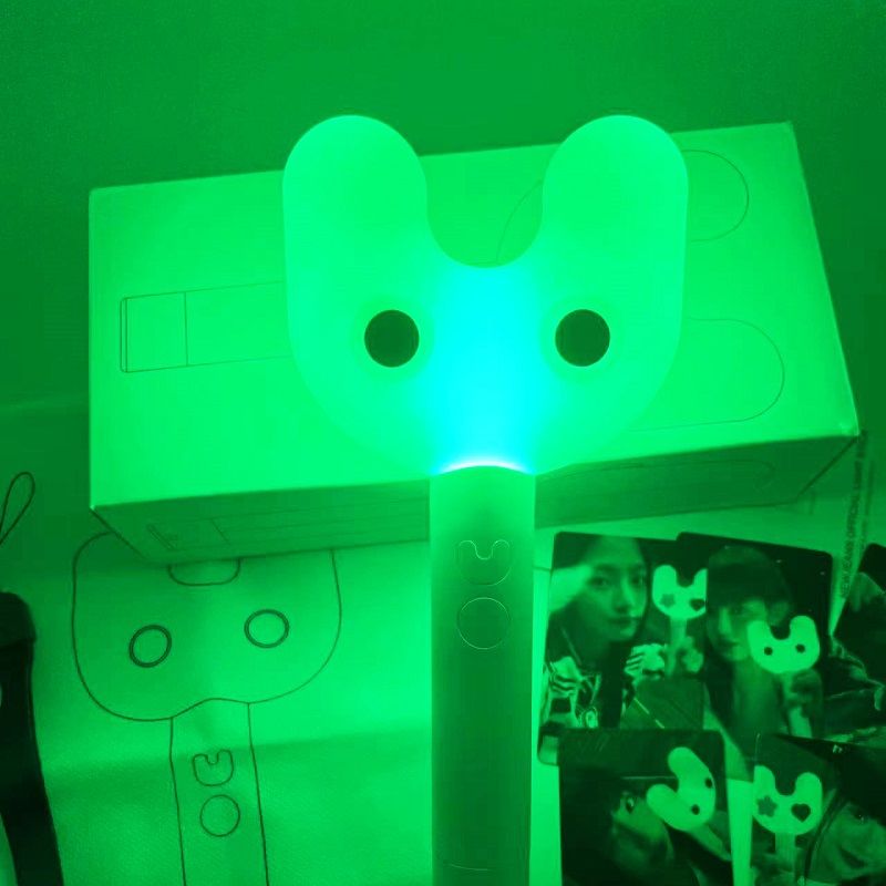 LIGHTSTICK NEWJEANS NJZ BLUETOOTH AVEC PHOTOCARDS
