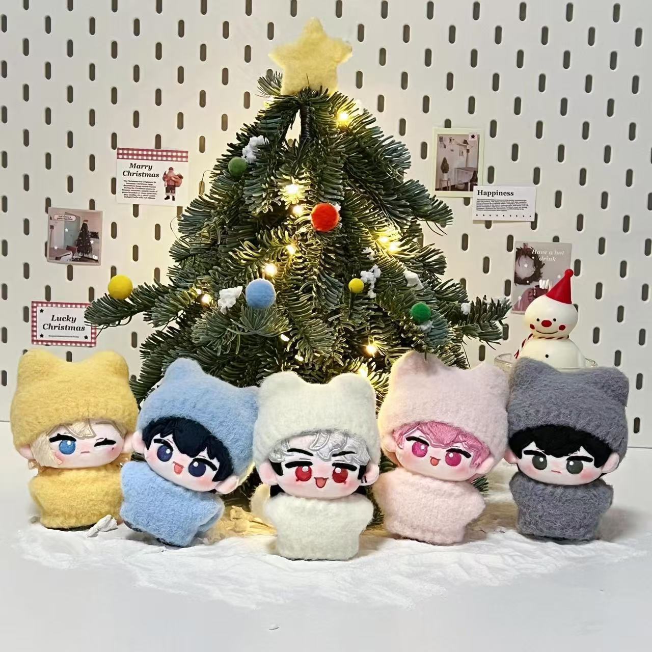 PELUCHES MINI-POUPÉES PLAVE