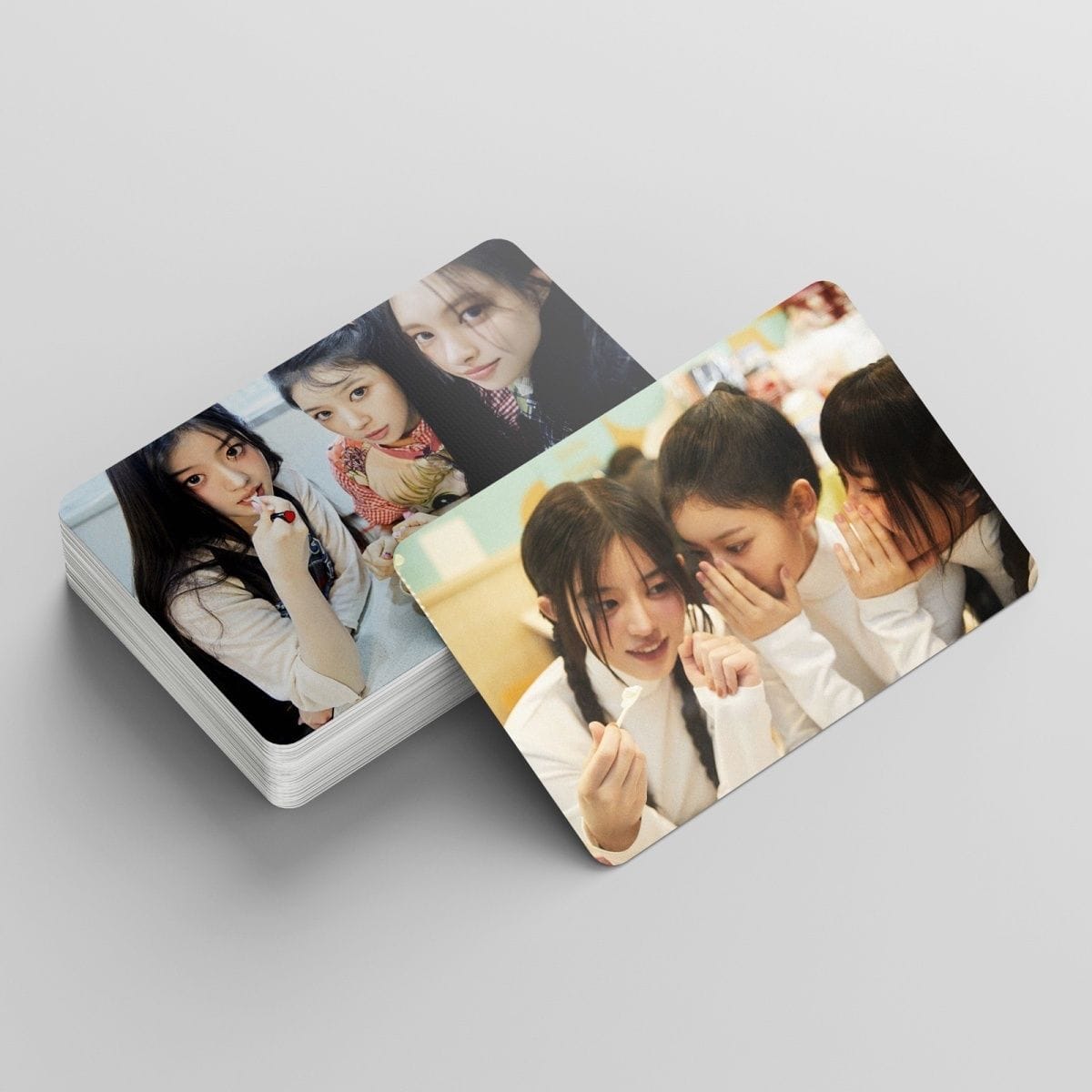 ILLIT SUPER REAL ME PHOTOCARDS 55 PIÈCES