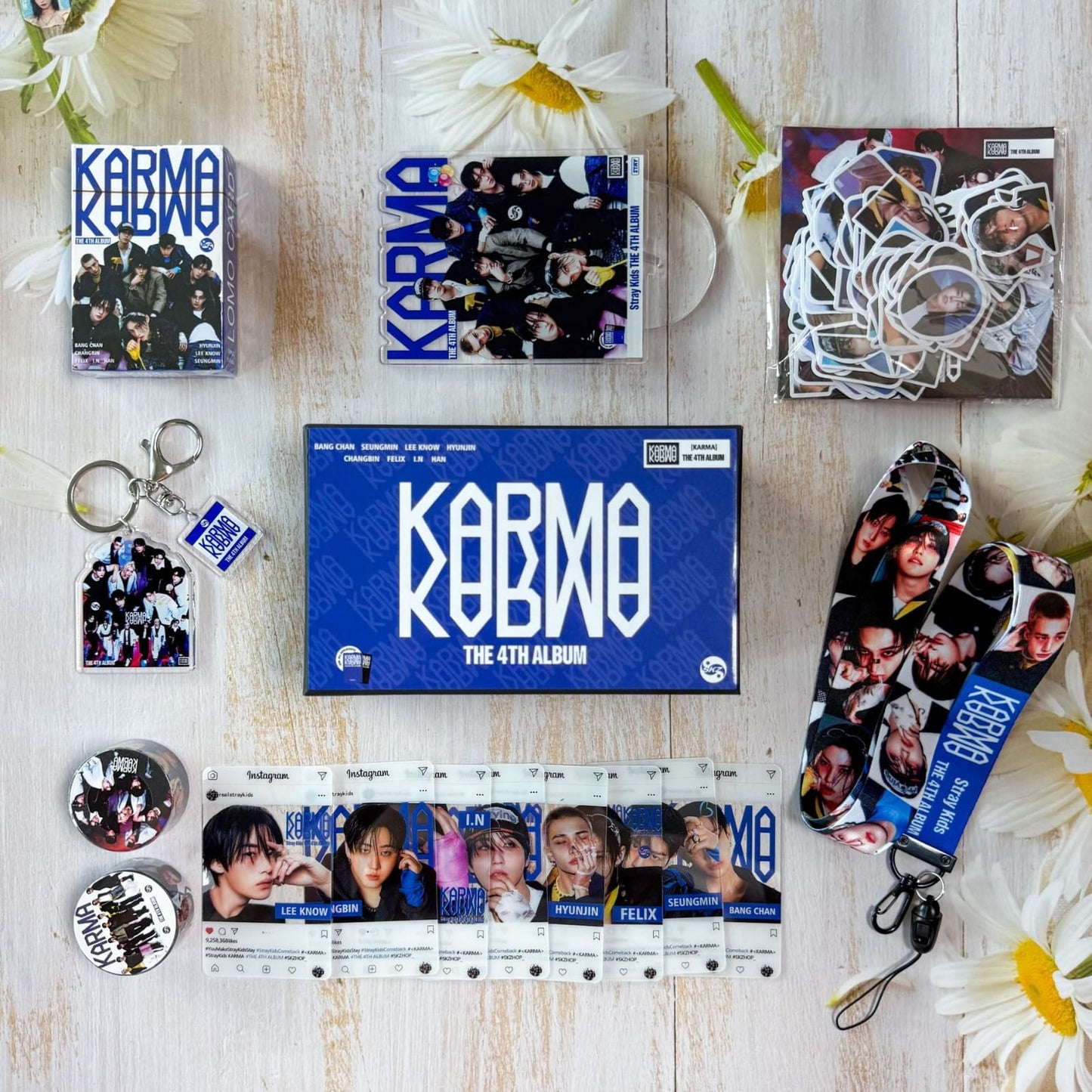 STRAY KIDS KARMA COFFRET CADEAU